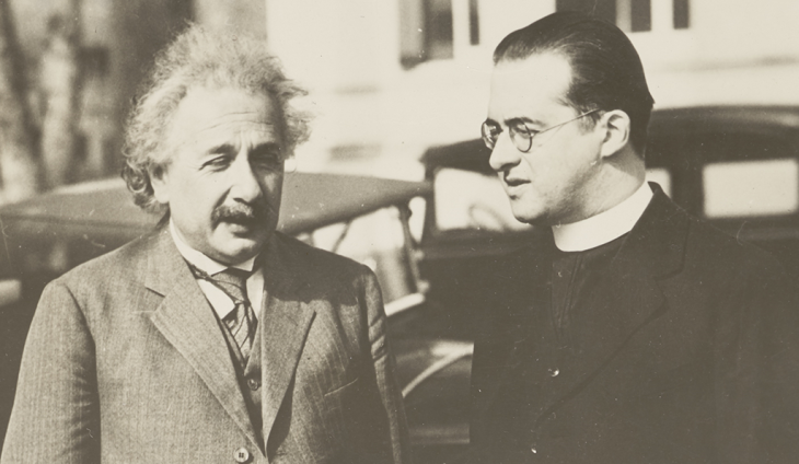Foto van Georges Lemaitre en Albert Einstein