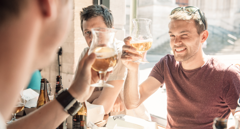 ©Jan op de Kamp Biertje drinken