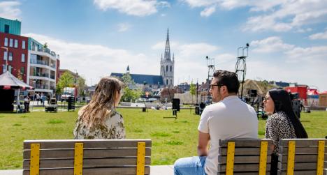 ©Karl Bruninx Locals in het groene Sluispark