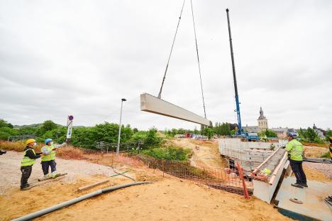 © Infrabel - Benjamin Brolet De werken aan het brugdek van de Parkwegbrug.